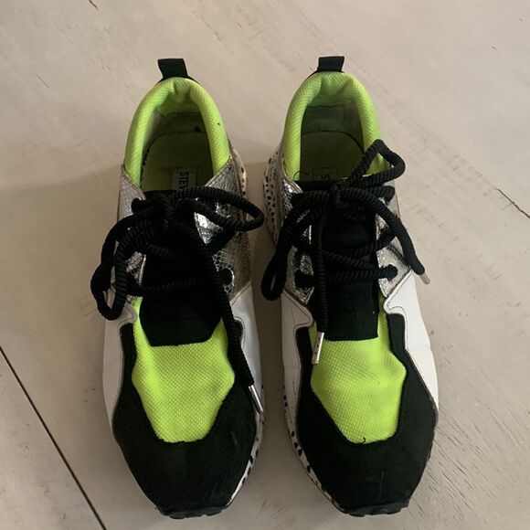 Steve Madden Cliff Neon Green Sneakers - Picture 4 of 10